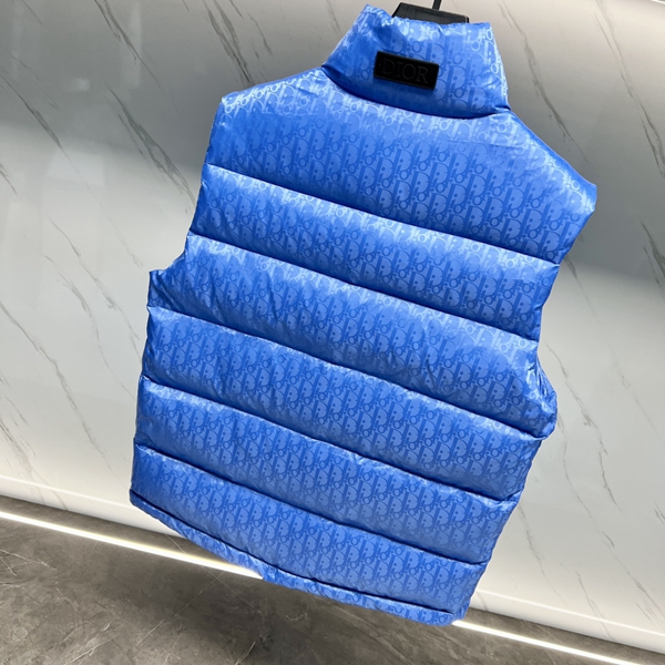 ハイクオリティダウンジャケット着用イメージ